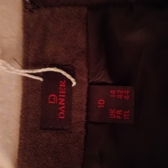 Danier Brown Suede Skirt - Picture 2 of 6